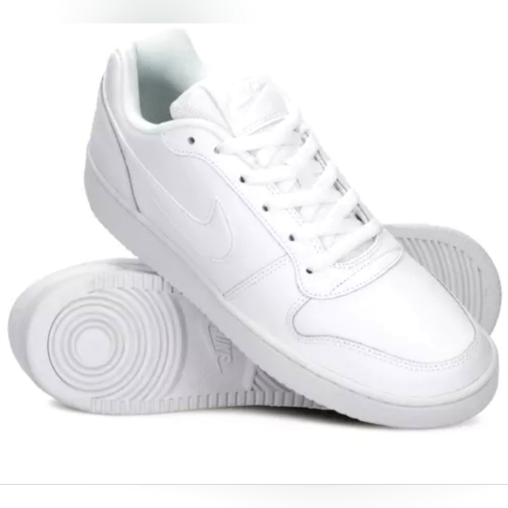 NIKE Shoes Womens New size 5.5